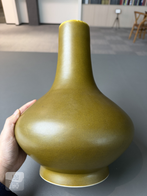 清光绪 茶叶末釉荸荠瓶 - 图4
